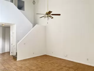 Photo #4: 2435289 Listing 