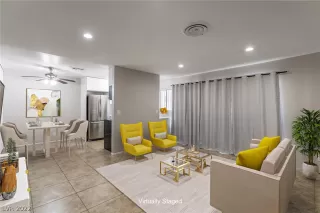 Photo #4: 2435291 Listing