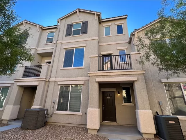 MLS: 2435340 Condo For Sale
