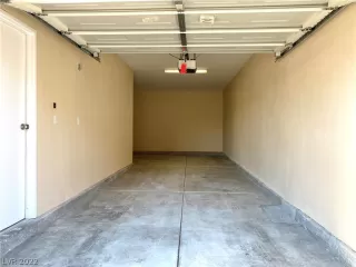 Photo #1: 2435382 Listing 