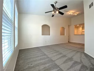 Photo #4: 2435382 Listing 