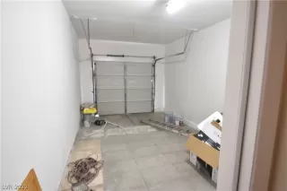 Photo #5: 2435412 Listing 