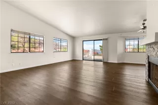 Photo #1: 2435441 Listing 