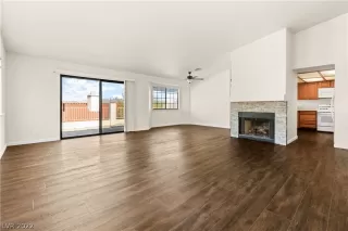 Photo #2: 2435441 Listing 