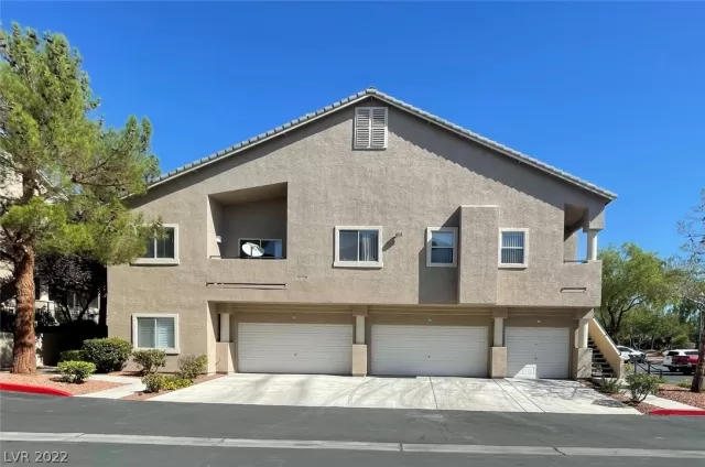 MLS: 2435450 Condo For Sale