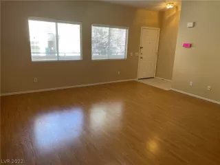 Photo #4: 2435450 Listing 