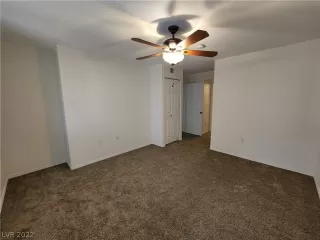 Photo #6: 2435568 Listing 