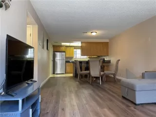 Photo #5: 2435604 Listing 