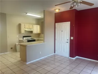 Photo #2: 2435607 Listing