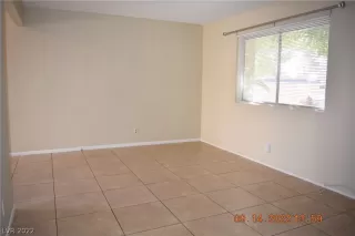 Photo #6: 2435678 Listing 