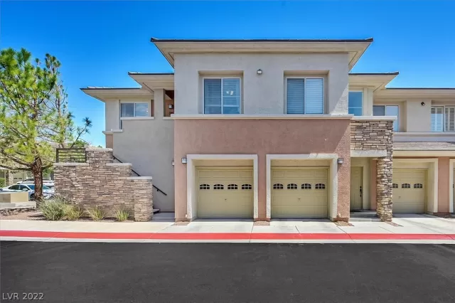 MLS: 2435691 Condo For Sale