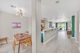 Photo #2: 2435691 Listing 