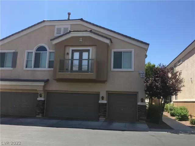 MLS: 2435703 Condo For Sale