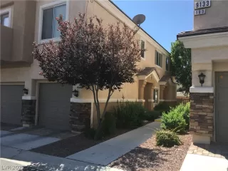 Photo #4: 2435703 Listing 