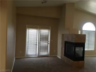 Photo #5: 2435703 Listing 