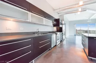 Photo #4: 2435723 Listing 