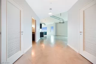 Photo #5: 2435723 Listing 