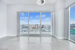 Photo #6: 2435723 Listing 