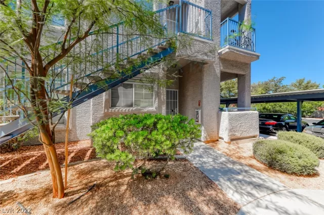 MLS: 2435739 Condo For Sale