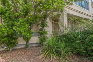 Photo #1: 2435772 Listing