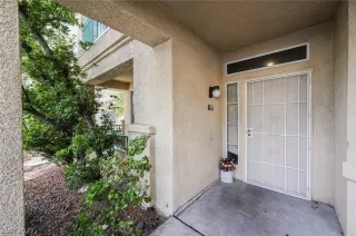 Photo #5: 2435772 Listing