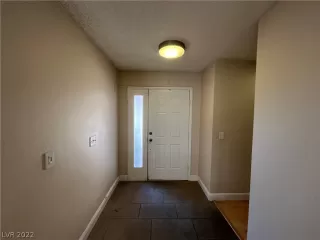 Photo #4: 2435842 Listing