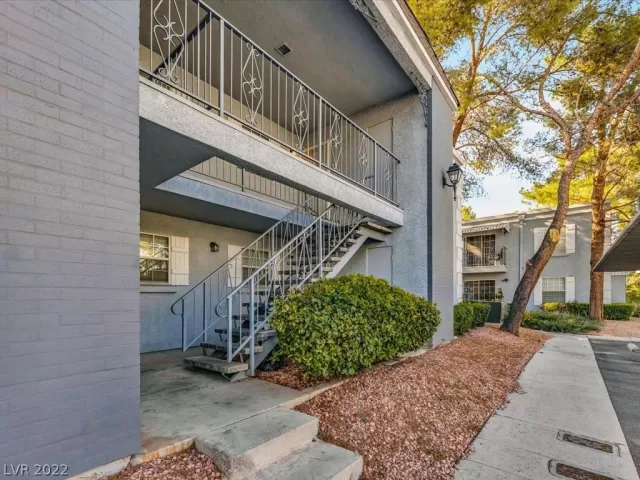 MLS: 2435851 Condo For Sale