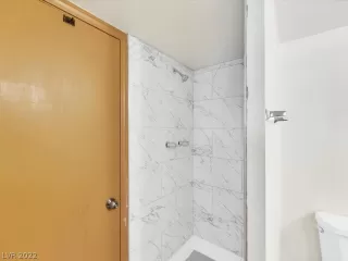 Photo #1: 2435851 Listing 