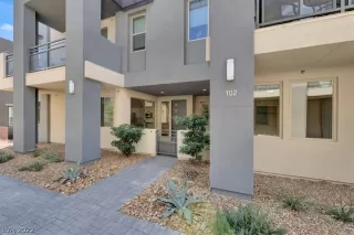 Photo #1: 2435882 Listing