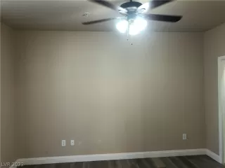 Photo #5: 2435940 Listing 