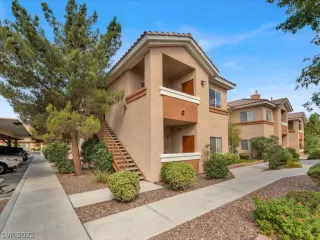 Photo #2: 2435962 Listing 