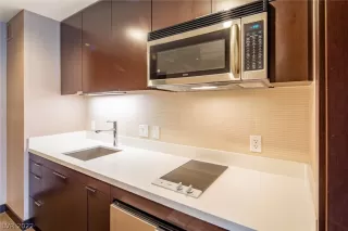 Photo #2: 2435963 Listing