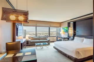 Photo #3: 2435963 Listing