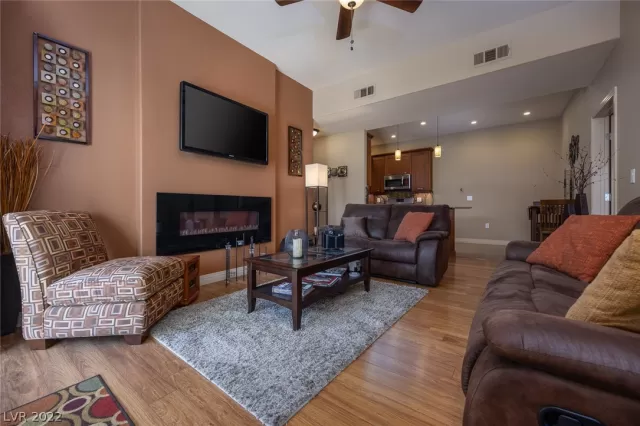 MLS: 2435986 Condo For Sale