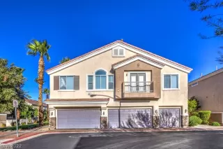 Photo #1: 2436014 Listing