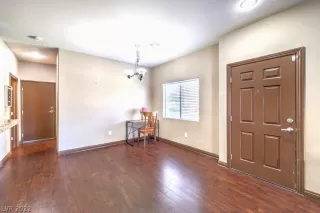 Photo #3: 2436014 Listing