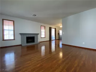 Photo #3: 2436047 Listing 