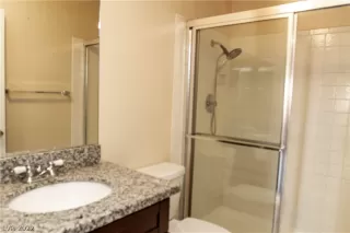 Photo #4: 2436132 Listing 