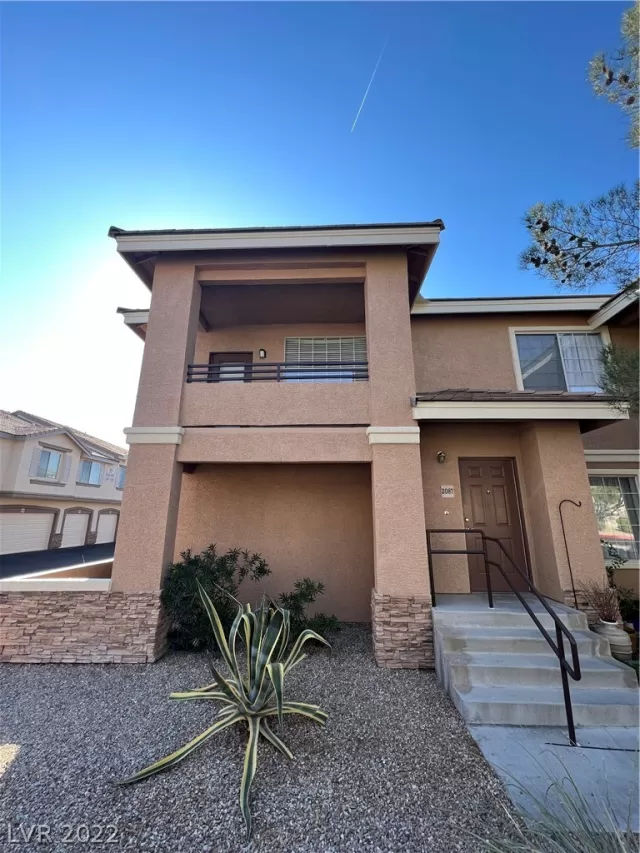 MLS: 2436288 Condo For Sale