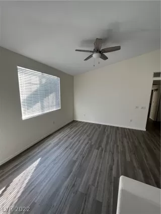 Photo #2: 2436288 Listing 