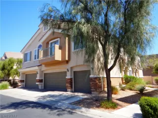 Photo #1: 2436308 Listing