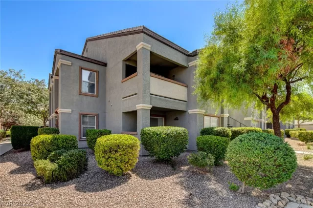 MLS: 2436323 Condo For Sale