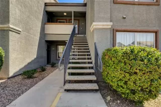 Photo #2: 2436323 Listing