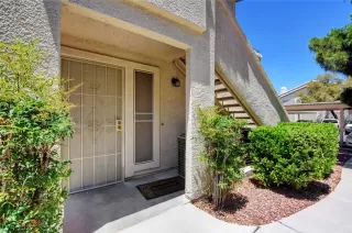 Photo #1: 2436335 Listing 