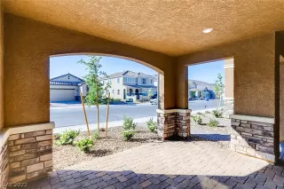 Photo #3: 2436363 Listing 