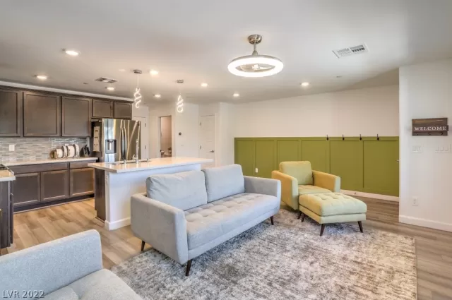 MLS: 2436373 Condo For Sale