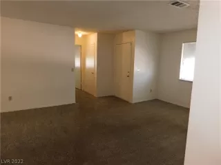 Photo #5: 2436422 Listing 