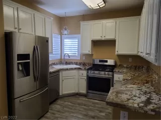 Photo #3: 2436447 Listing 