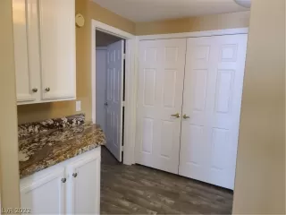 Photo #6: 2436447 Listing 