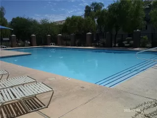 Photo #2: 2436501 Listing